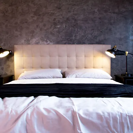 B2in & Office 4* Capriate San Gervasio