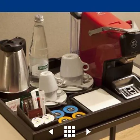 B2in & Office Bed & Breakfast 4*